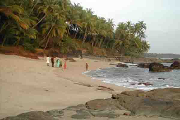 Meenkunnu Beach in Azhikkode, Kerala | Keralaorbit