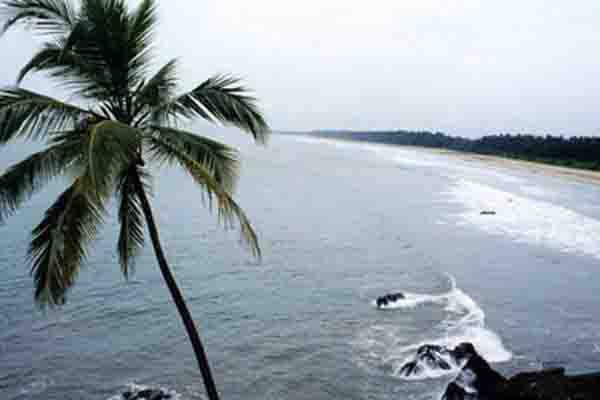 Meenkunnu Beach near Azhikode, Kannur | Kerala Tourism