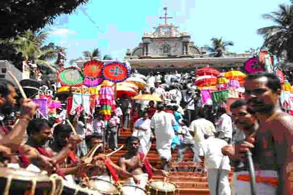 Piravom Valiyapally Church in Ernakulam, Kerala | Keralaorbit