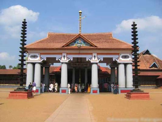 Chottanikkara Temple in Ernakulam, Kerala | Keralaorbit